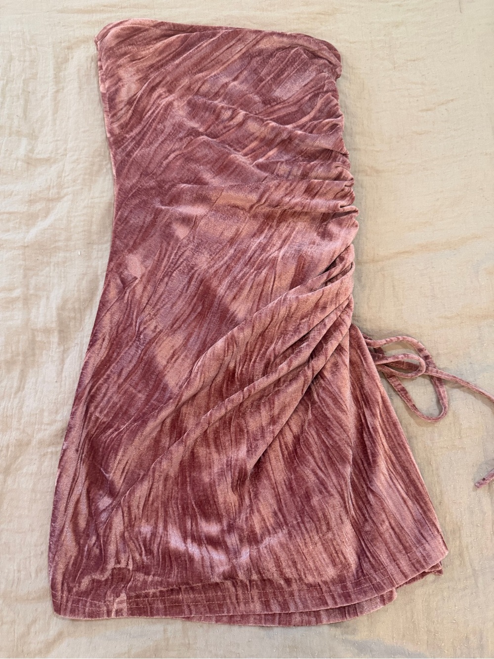 Edikted Strapless Ruched Velvet Mini Dress - Mauve
